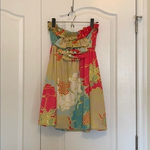 Floral strapless dress